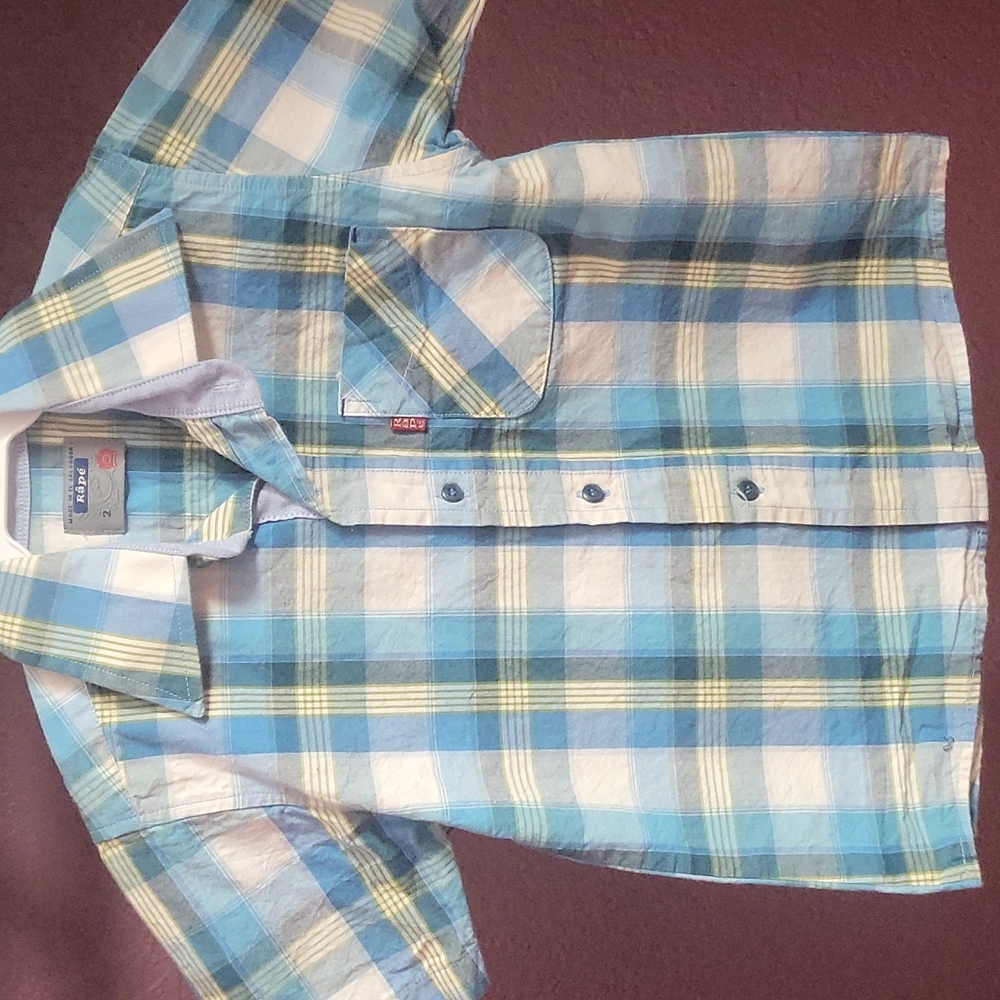 Boys blue and white plated shirt
